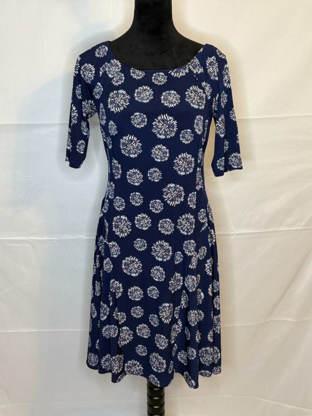 Rabbit Designs Women's Dress Size 8